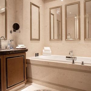 Classic One-Bedroom Residence